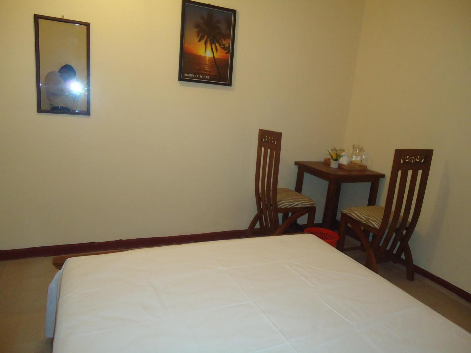 Guest House Kaduwela Exterior photo